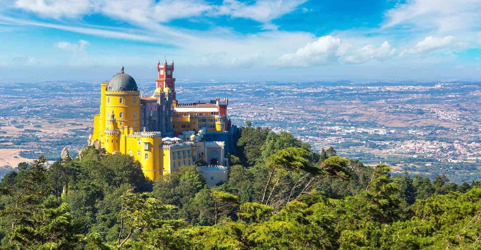 April Square By Lisbon With Sintra Amadora Exterior foto